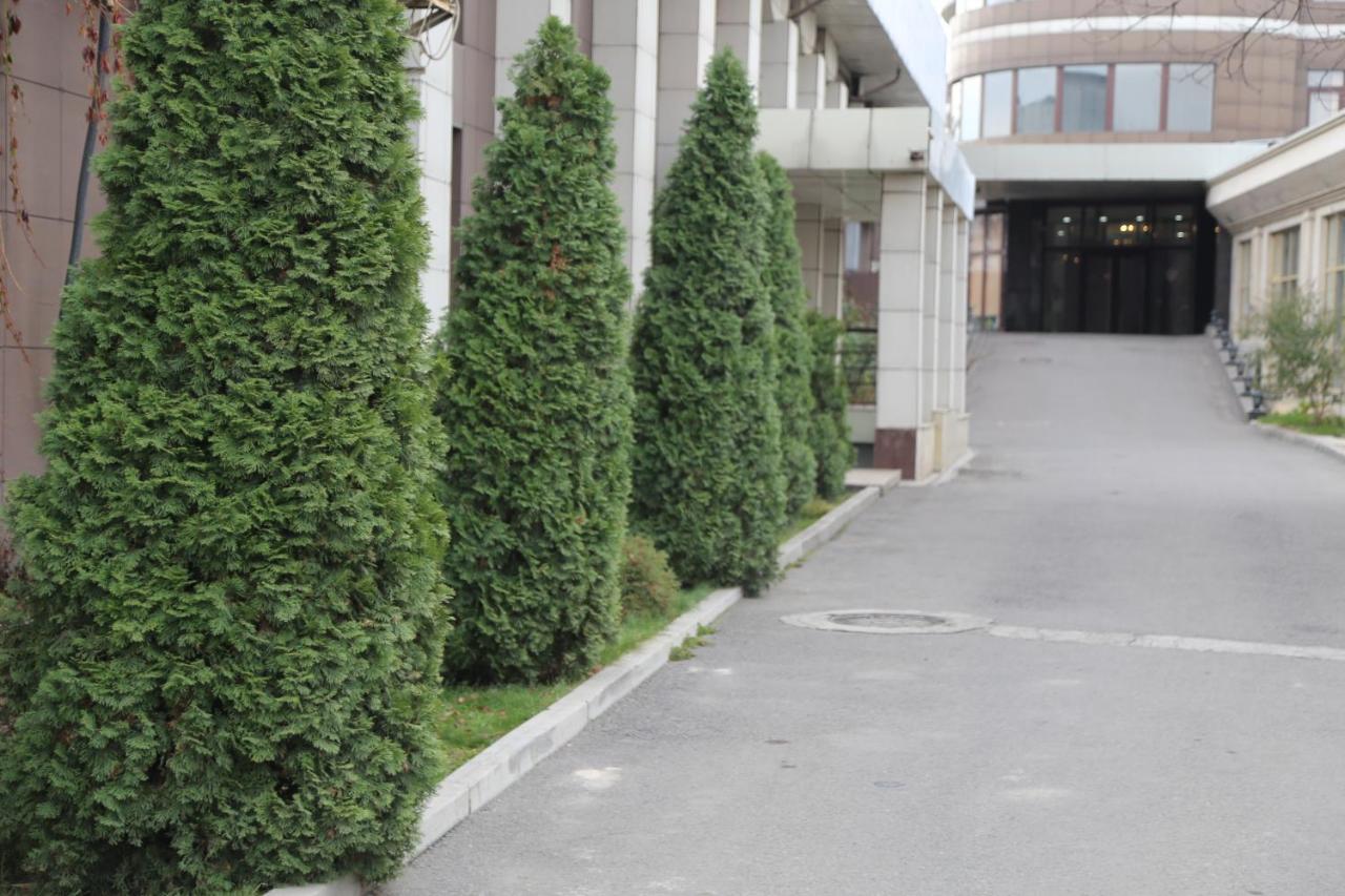 Maryotel Bishkek Exterior foto
